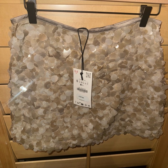 Zara Dresses & Skirts - Zara  Sequin Embellished Skirt sz M